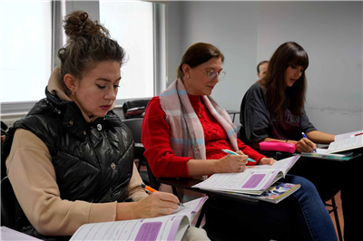 Yabancılar İçin Türkçe Dil Bilgisi: Basit Zamanlar