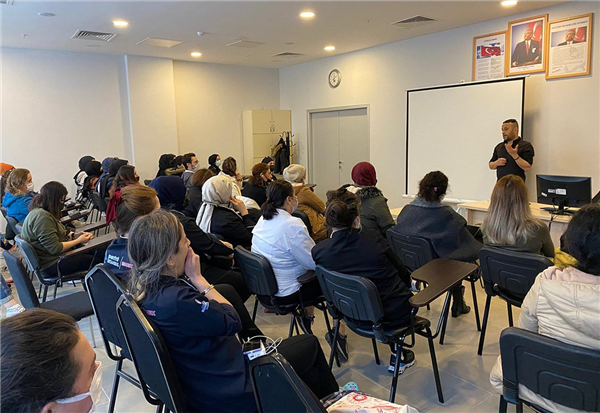 ATİLLA NARİN’DEN MALTEPE MUTFAK SANATLARI OKULUMUZDA KAHVE SEMİNERİ