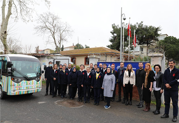ADALAR’DA TURİZM SEZONUNA HAZIRLANAN İETT’YE ENSTİTÜ İSTANBUL İSMEK DESTEĞİ