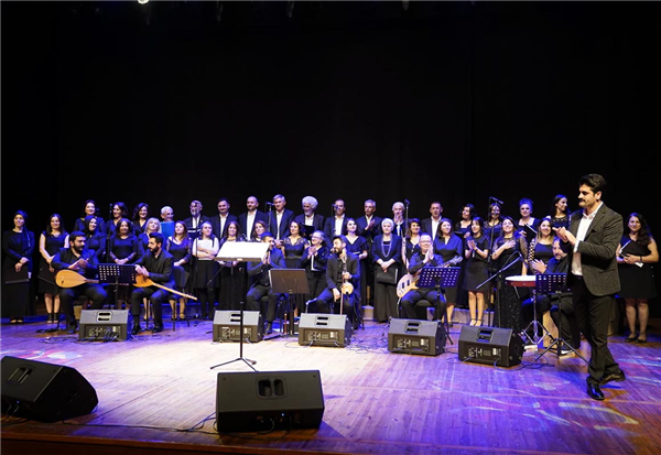 ÂŞIK MAHZUNİ ŞERİF’İ TÜRKÜLERİYLE ANDIK